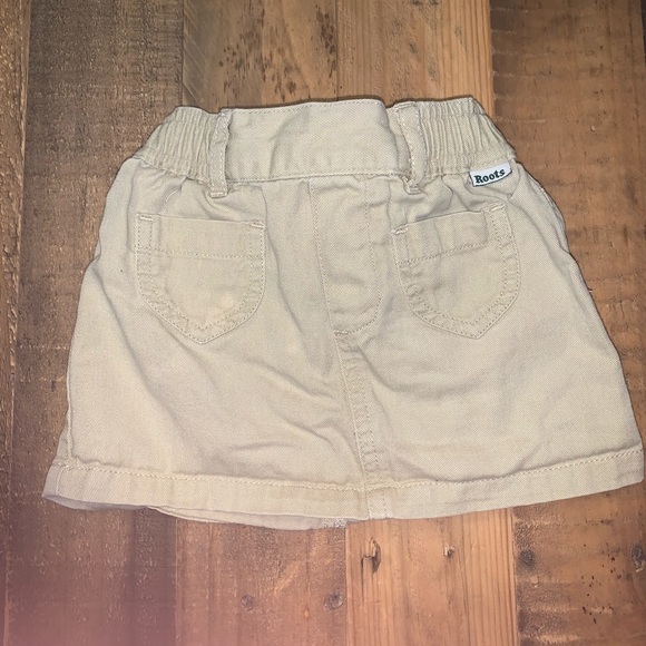 3 for $20 / Vintage Roots Khaki Skirt (S) - Picture 1 of 2